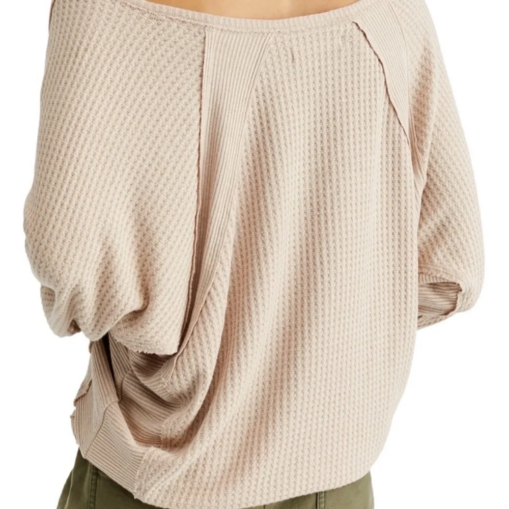 FP We The Free Size XS Tan Santa Clara Textured Thermal Long Sleeve V-Neck Top - Picture 2 of 14